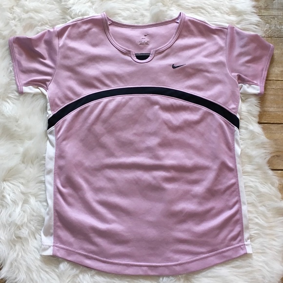 Nike Tops - NIKE Women’s dri fit lavender top